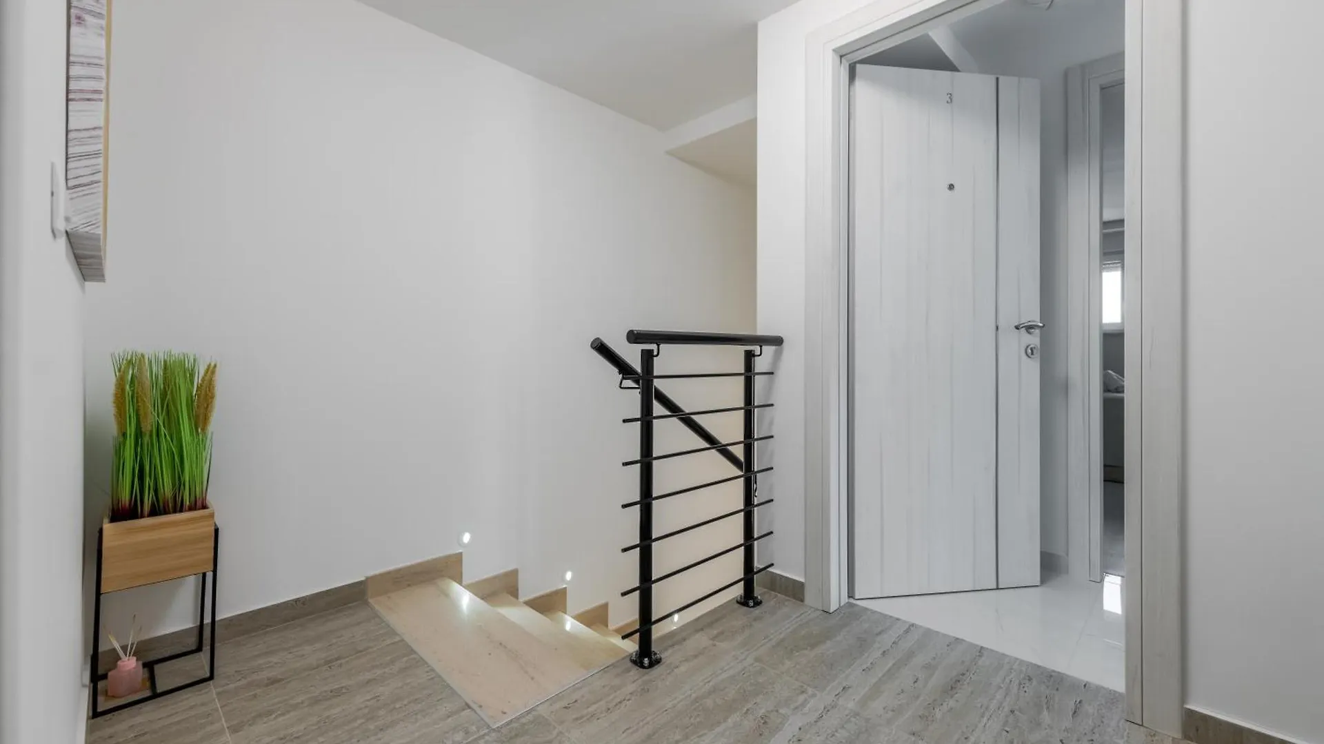 Luxury Central Apartments Evala Τρογκίρ