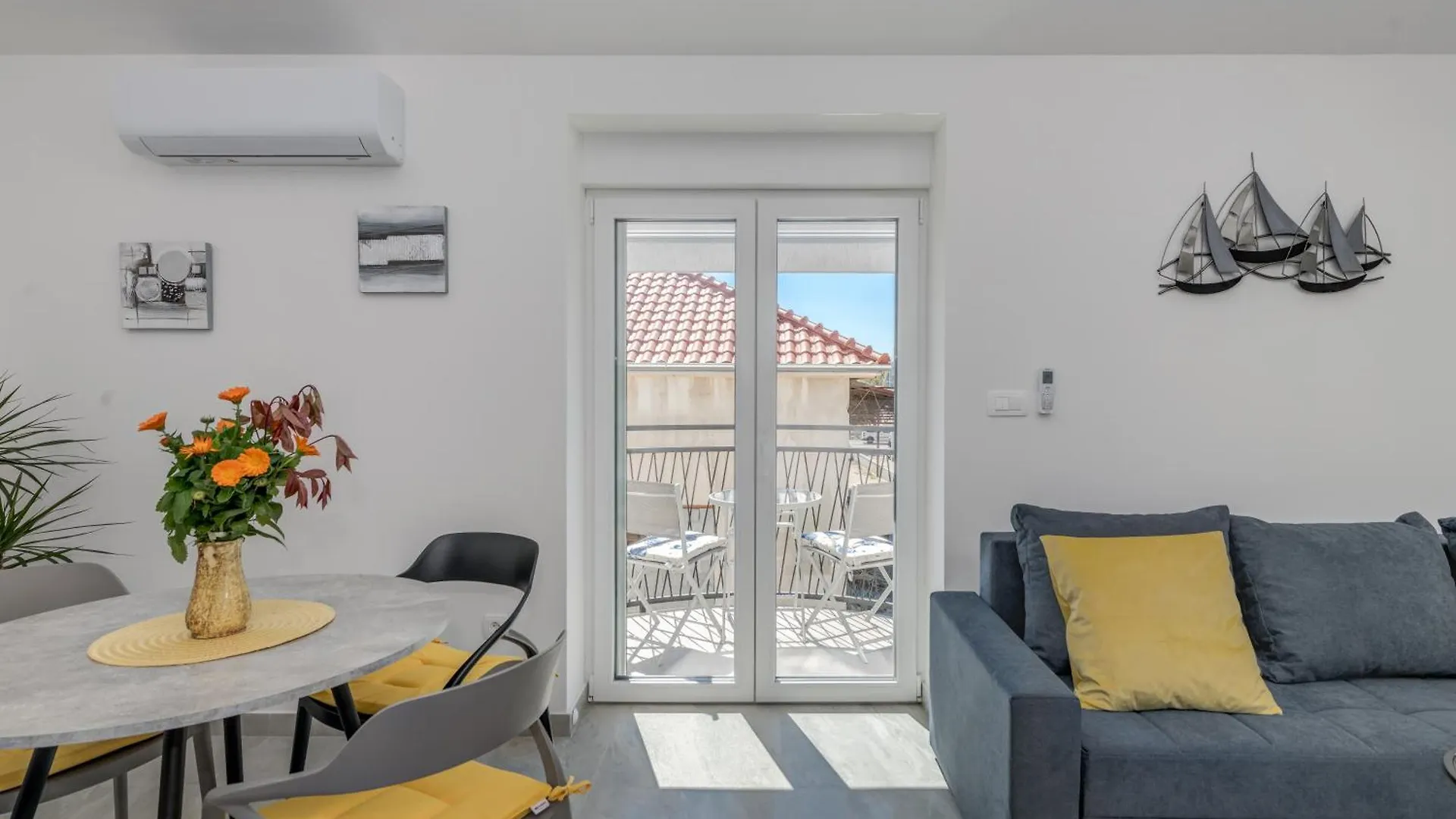 Luxury Central Apartments Evala Τρογκίρ