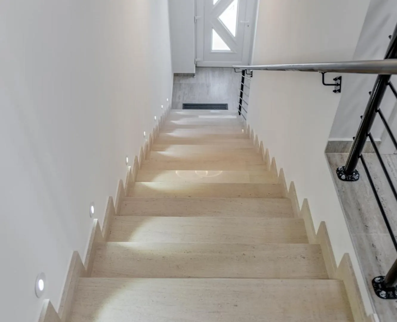Luxury Central Apartments Evala Τρογκίρ