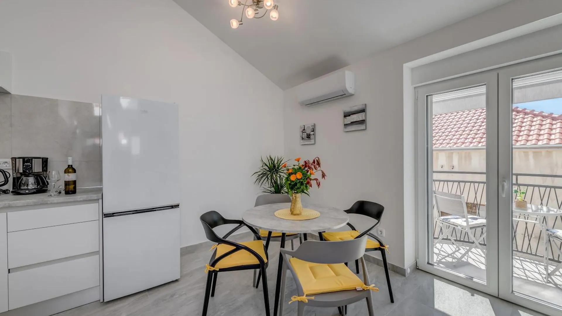 Luxury Central Apartments Evala Τρογκίρ 0*,  Κροατία