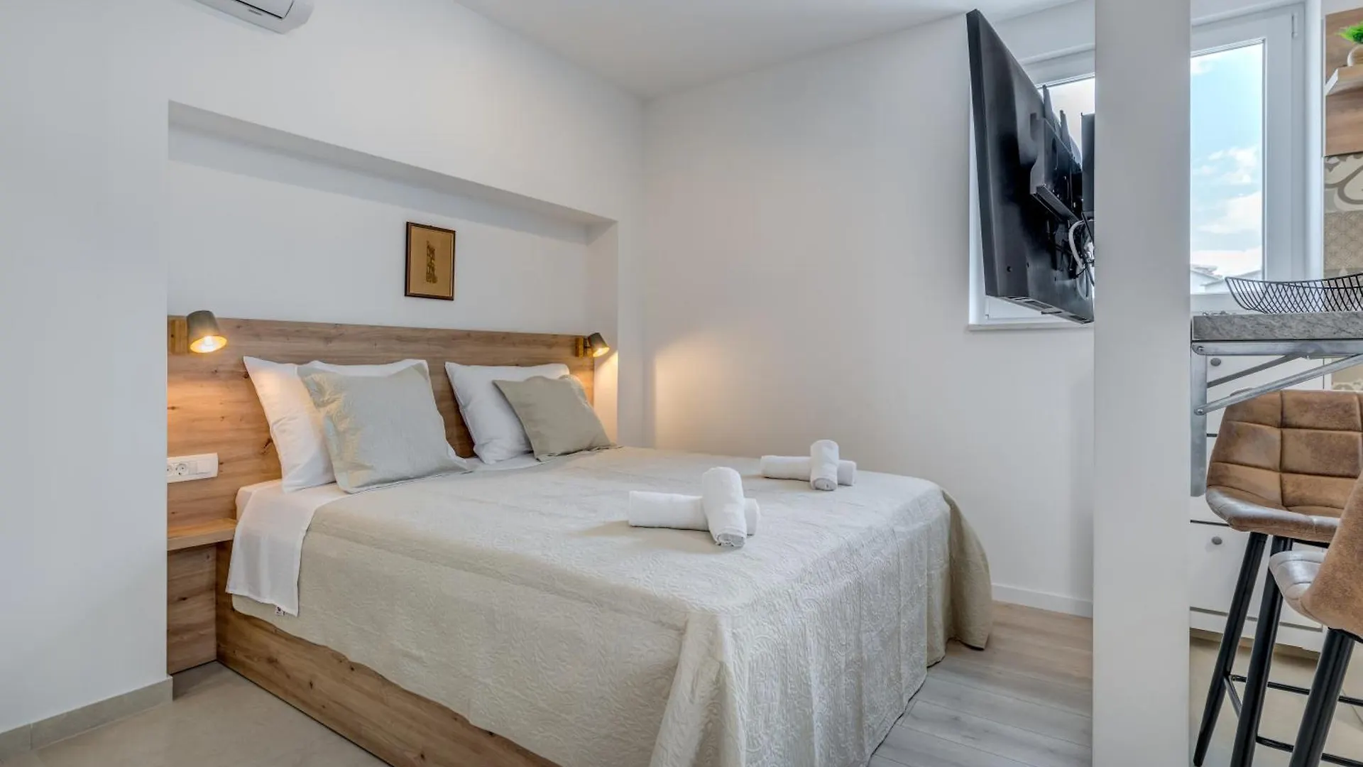 Luxury Central Apartments Evala Τρογκίρ
