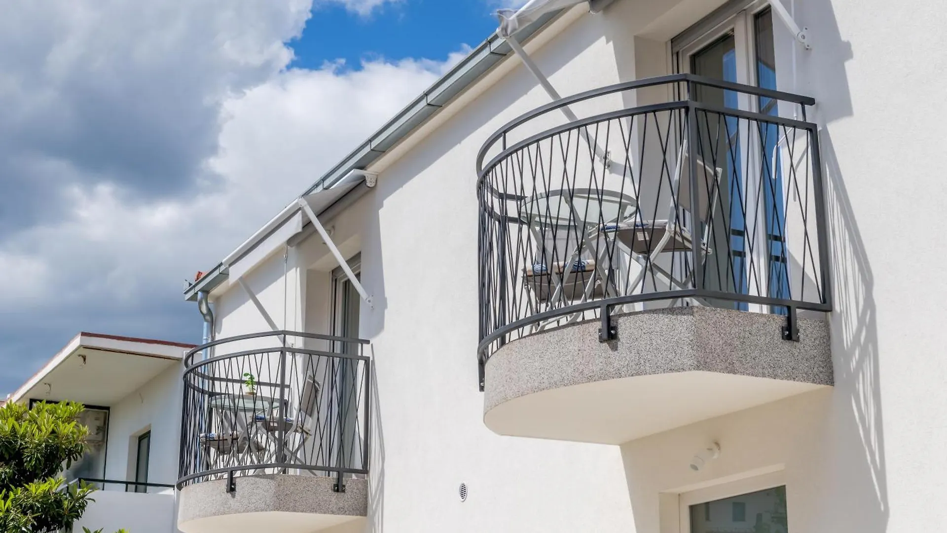 Luxury Central Apartments Evala Τρογκίρ 0*,