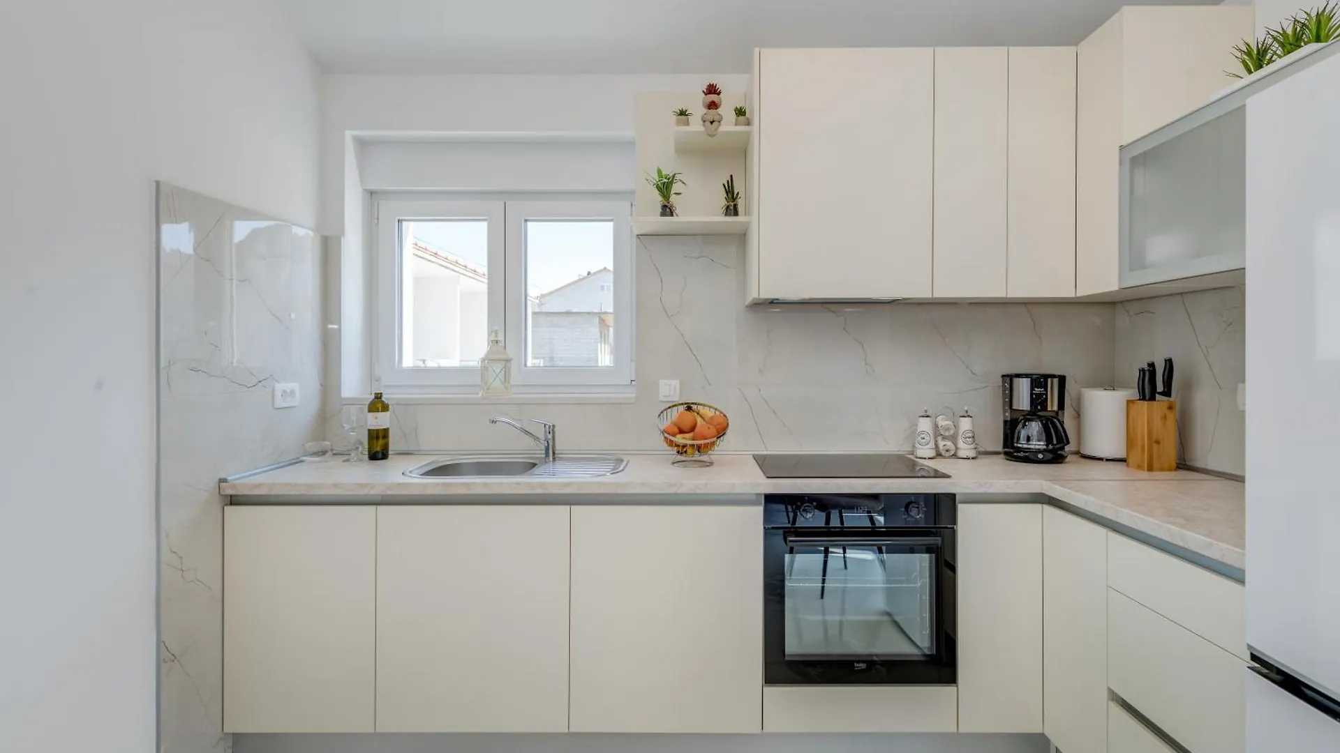 Luxury Central Apartments Evala Τρογκίρ