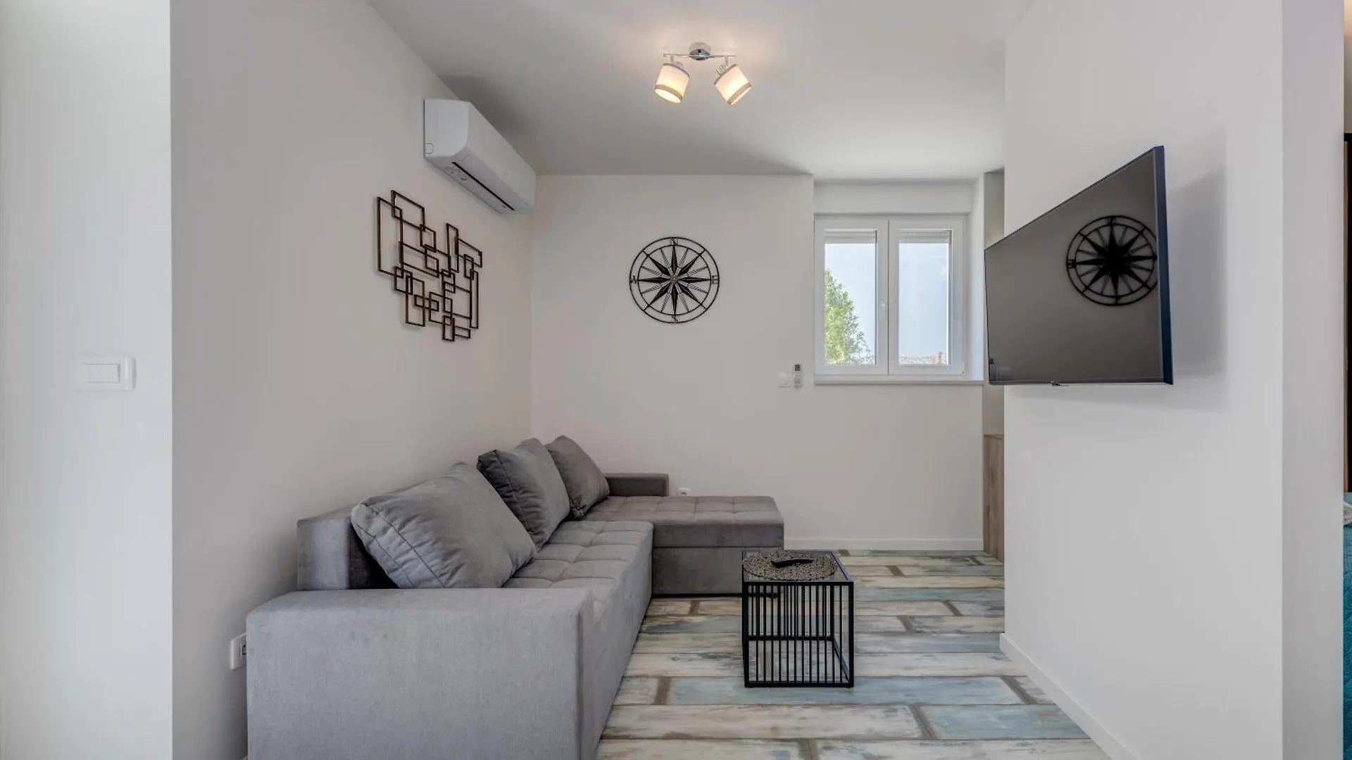 Luxury Central Apartments Evala Τρογκίρ