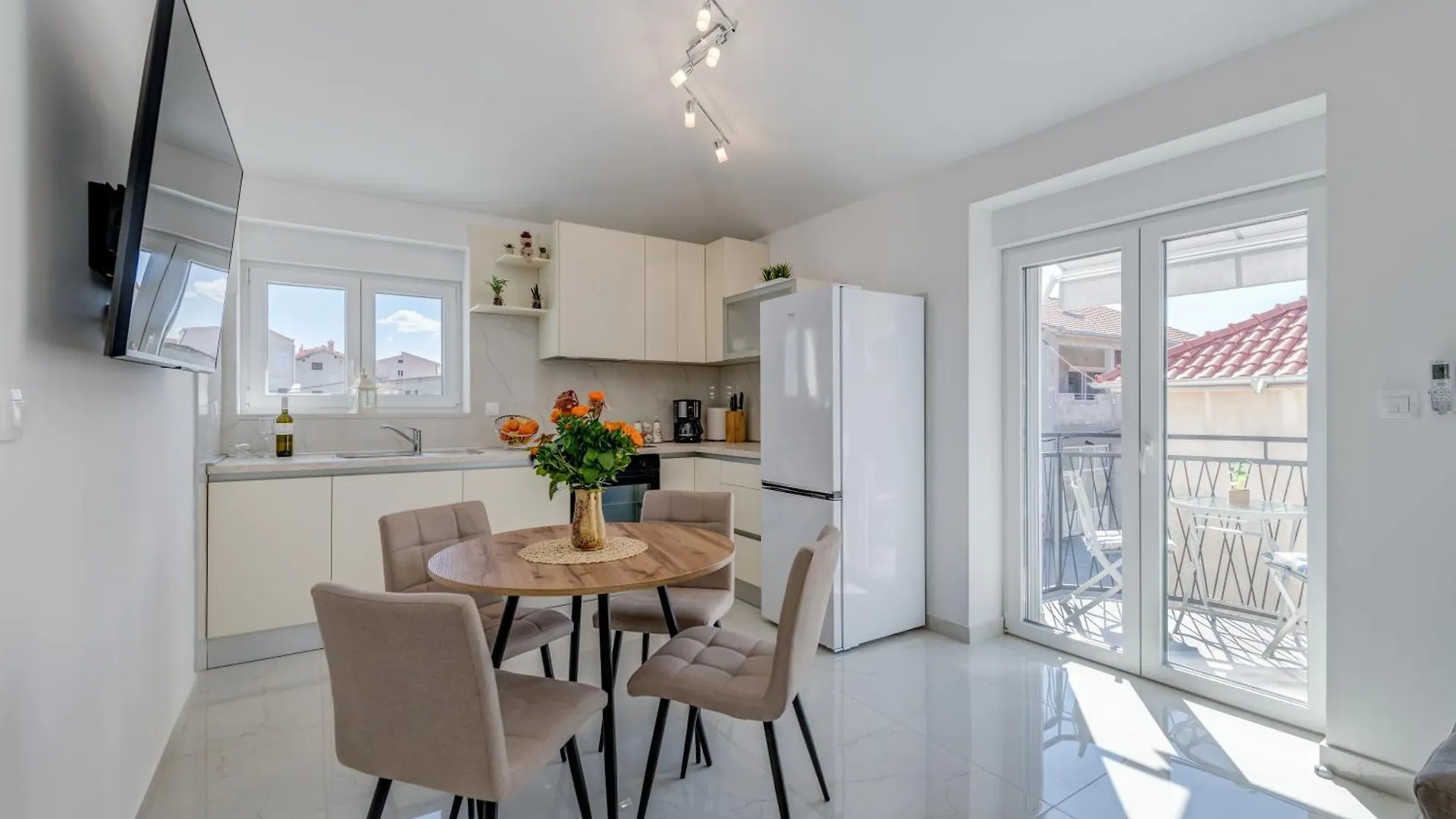 Luxury Central Apartments Evala Trogir 0*,